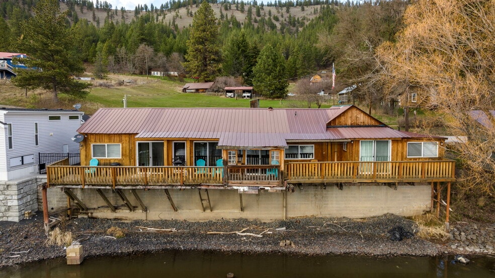 More Photos Of 88840 Highway 3 N, Saint Maries Hotel For Sale