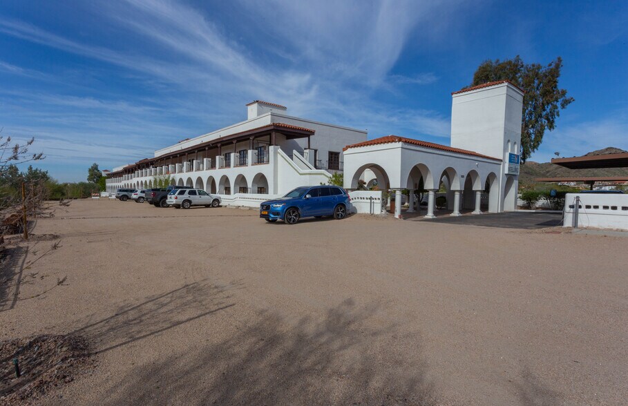 More Photos Of 1825-1845 E Northern Ave, Phoenix Office For Lease