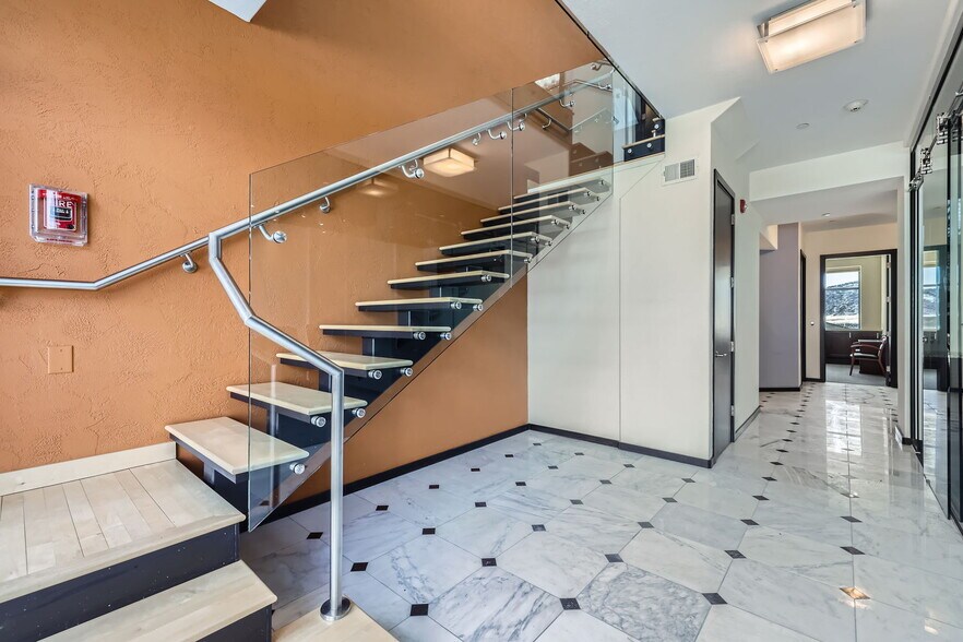 More Photos Of 11616 Shaffer Pl, Littleton Showroom For Sale