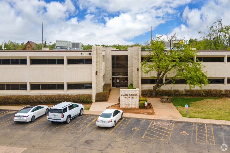 More Photos Of 11032 Quail Creek Rd, Oklahoma City Office For Lease