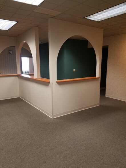 More Photos Of 201 3rd St, Parkersburg Office For Sale