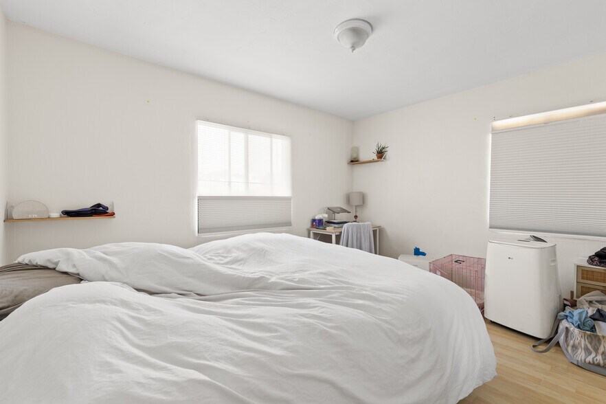 More Photos Of 1671-1673 Missouri St, San Diego Apartments For Sale