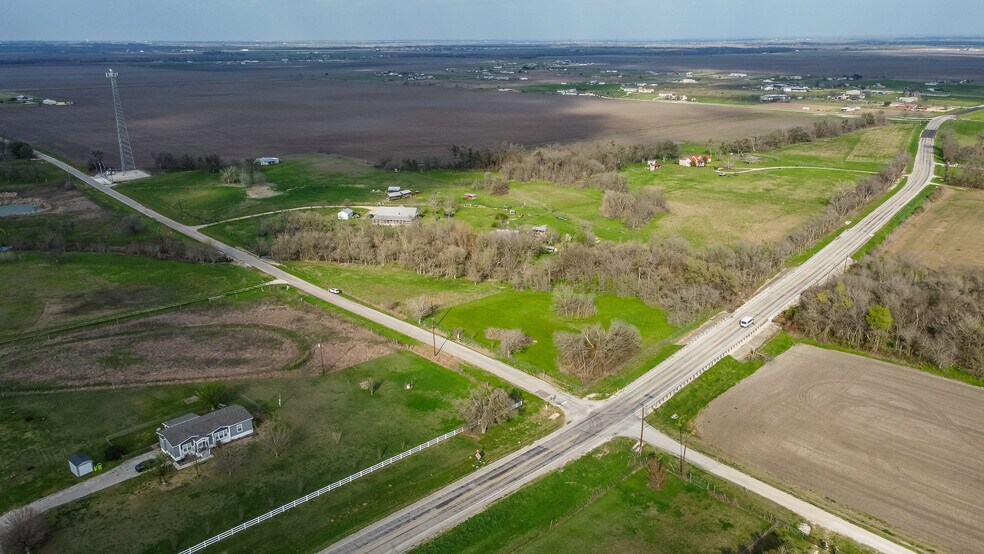 More Photos Of 16675 FM 1660, Taylor Land For Sale