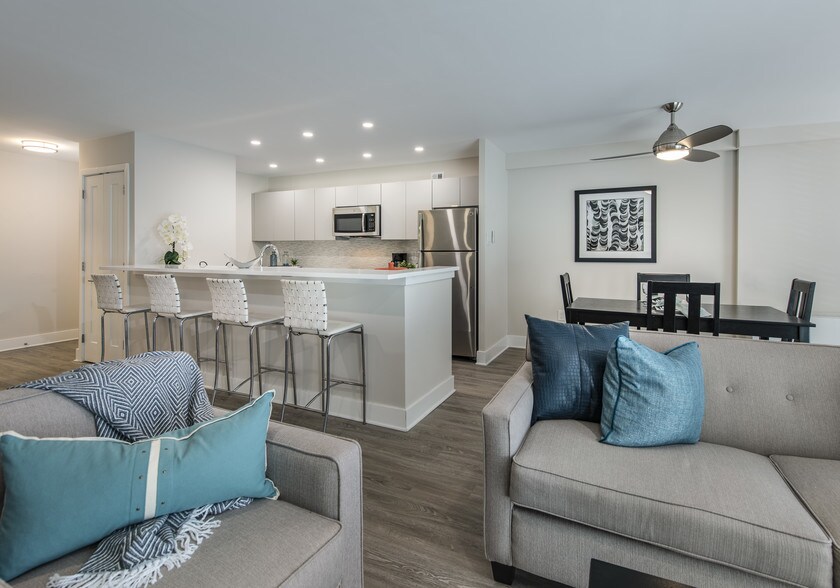 More Photos Of 1001-1003 Easton Rd, Willow Grove Apartments For Lease