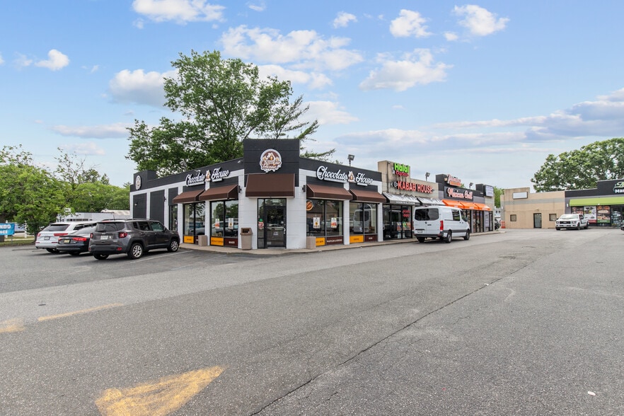 More Photos Of , Bethpage General Retail For Sale