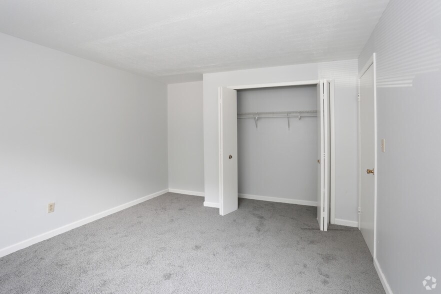 More Photos Of 25400 Euclid Ave, Euclid Apartments For Sale