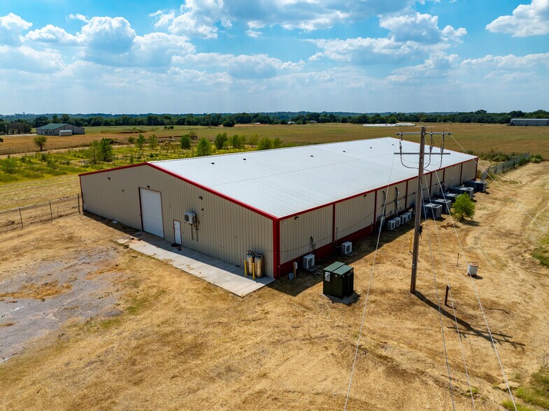 More Photos Of 4295 Banner Rd, Noble Storefront For Lease