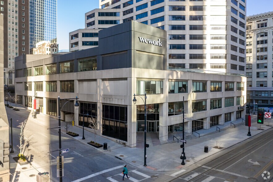 More Photos Of 1100 Main St, Kansas City Office For Lease