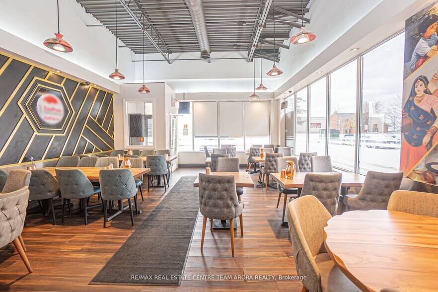 More Photos Of 812 Britannia Rd, Mississauga General Retail For Sale