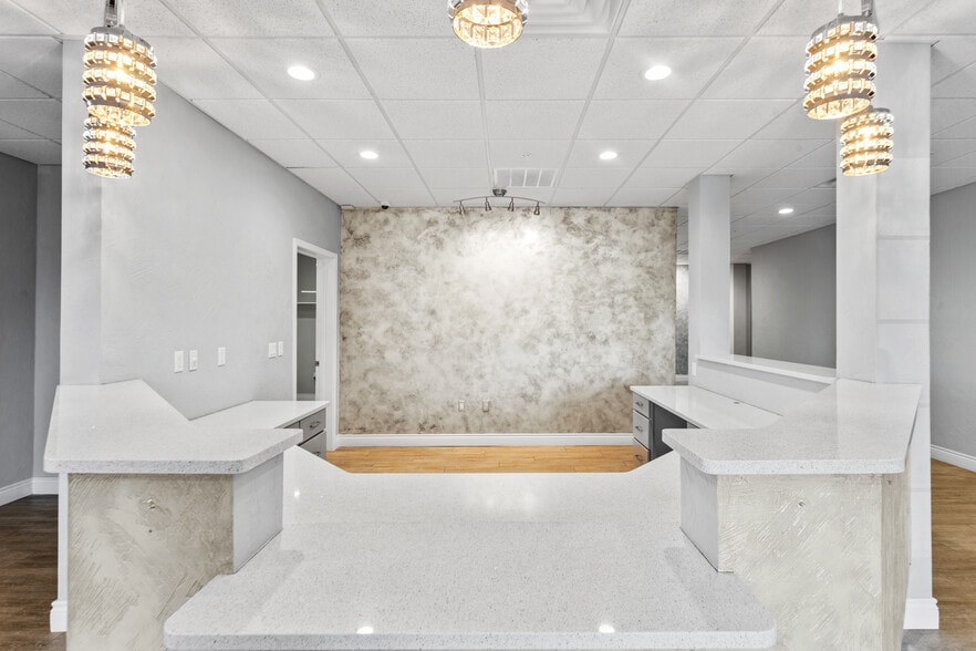 More Photos Of 714 st highway 248, Branson Medical For Sale