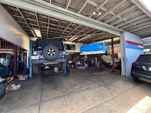 More Photos Of 3135 Lower Kula Rd, Kula Storefront Retail Office For Sale