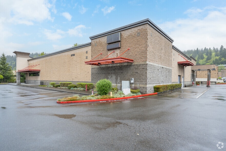 More Photos Of 5700 E Lake Sammamish Pky SE, Issaquah General Retail For Lease