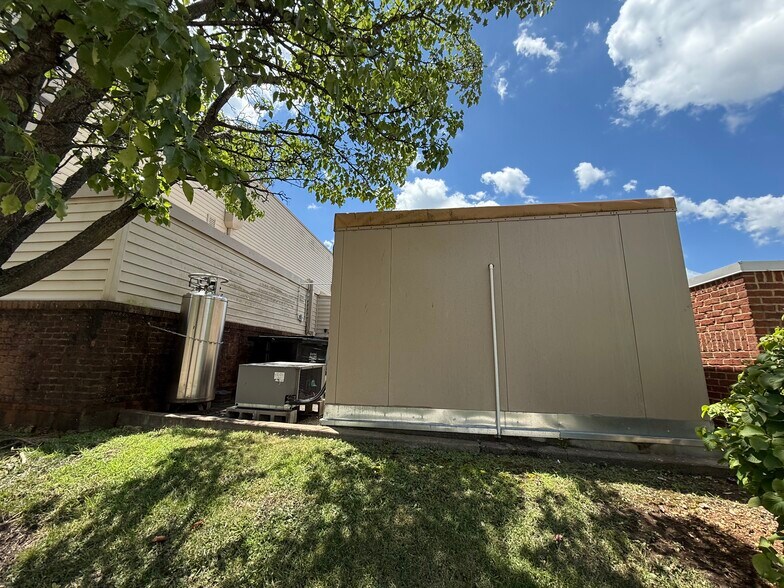 More Photos Of 7434 Village Center Dr, O'Fallon Restaurant For Sale