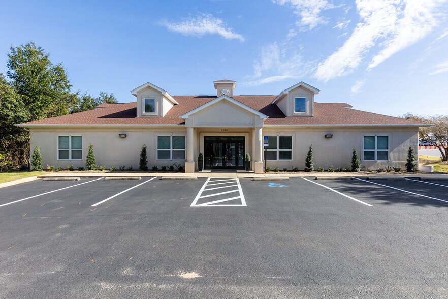 More Photos Of 1288 Country Club Rd, Gulf Breeze Office Residential For Sale