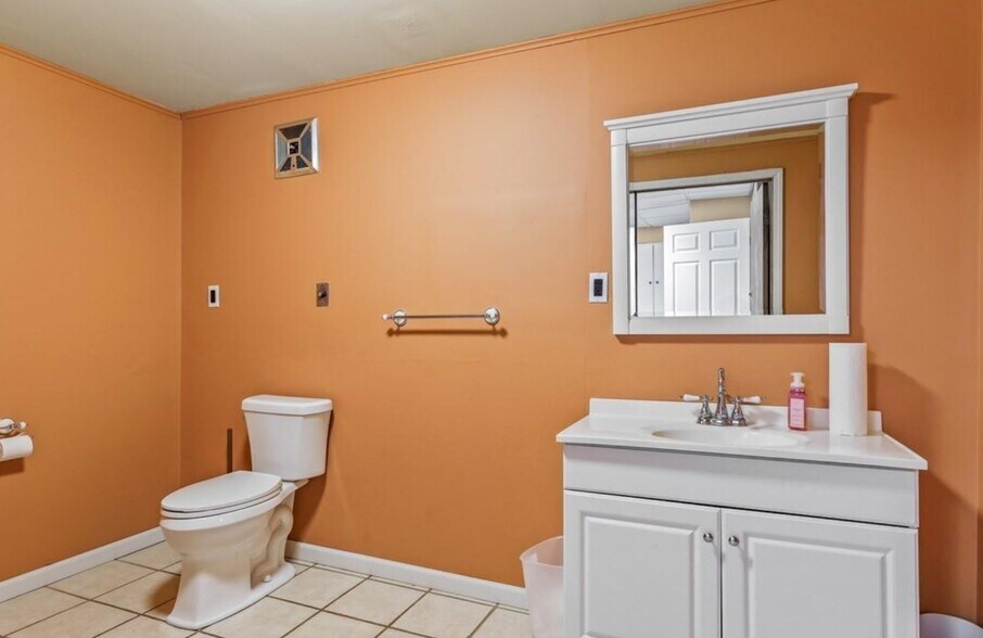 More Photos Of 19 Center St, Angola Office For Sale
