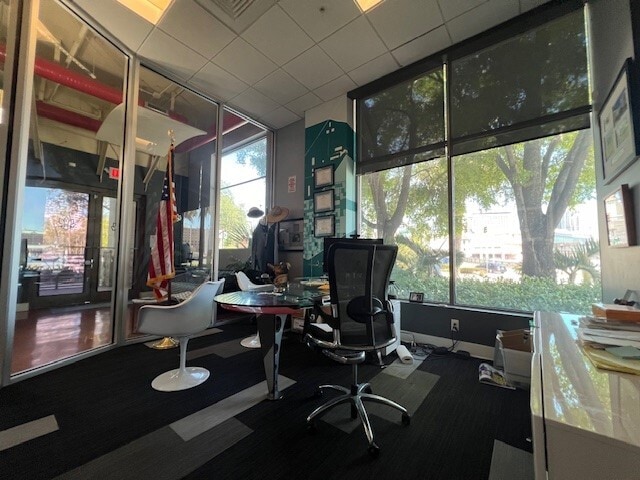 More Photos Of 142 W Platt St, Tampa Office Residential For Lease