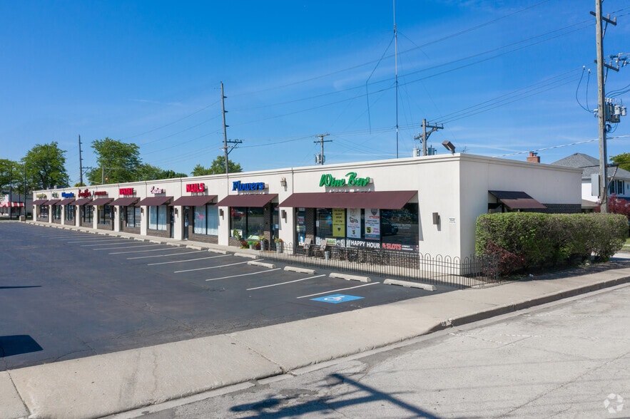 Primary Photo Of 10630-10648 S Cicero Ave, Oak Lawn Unknown For Lease