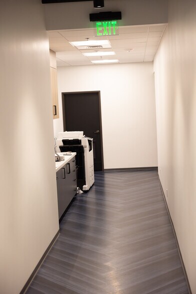 More Photos Of 416 B St, Santa Rosa Office For Lease