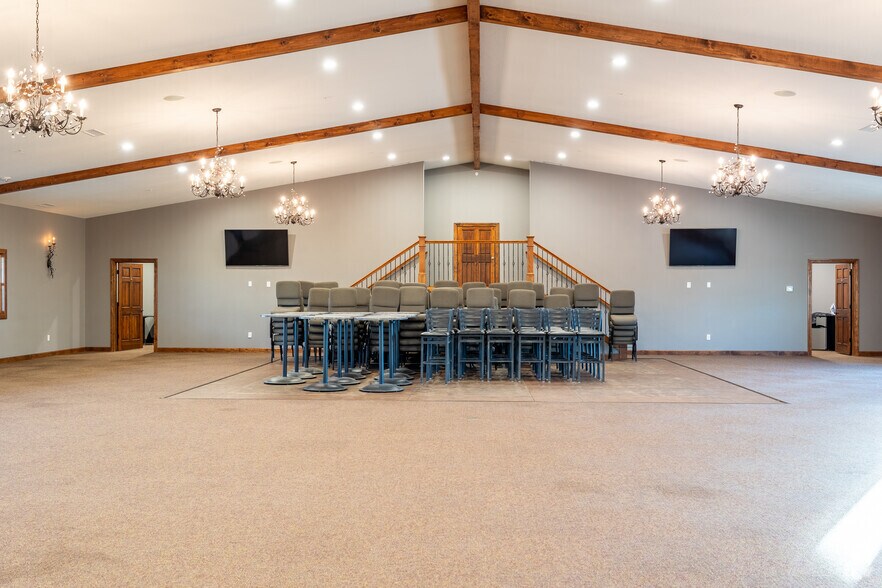 More Photos Of 846 Winery Hills Est, Linn Creek Winery Vineyard For Sale