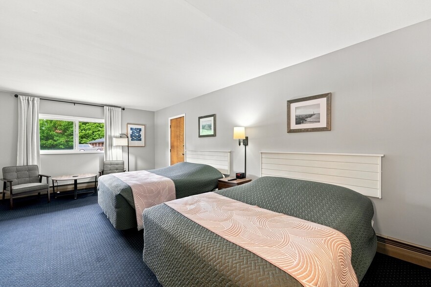 More Photos Of 8127 Chippewa Hwy, Bear Lake Hotel For Sale