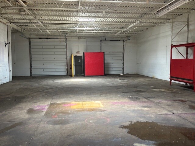 More Photos Of 7500 Bessemer Ave, Cleveland Manufacturing For Lease