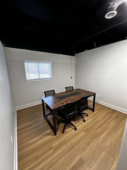 More Photos Of 161 Hodges St, Cornelia Flex For Sale