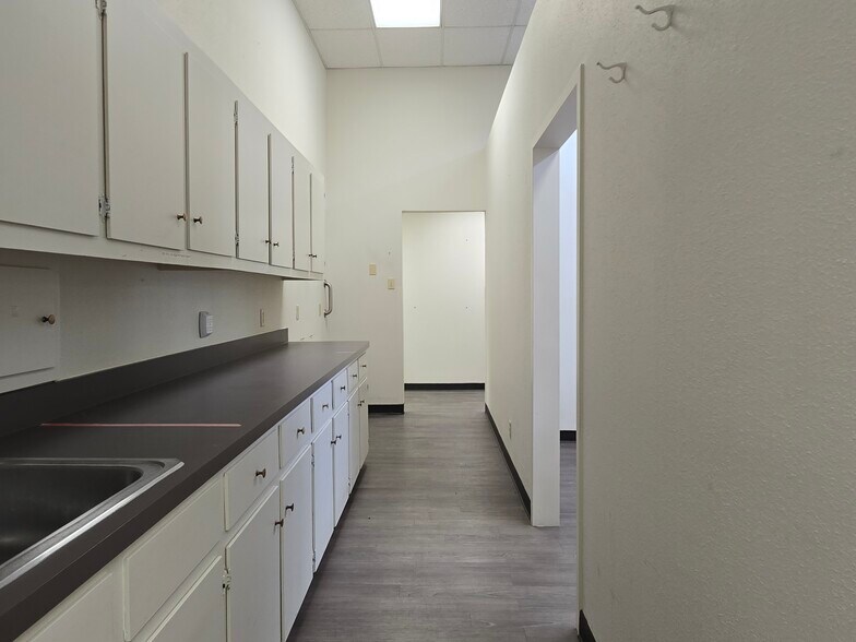 More Photos Of 4201 Camp Bowie Blvd, Fort Worth Medical For Lease