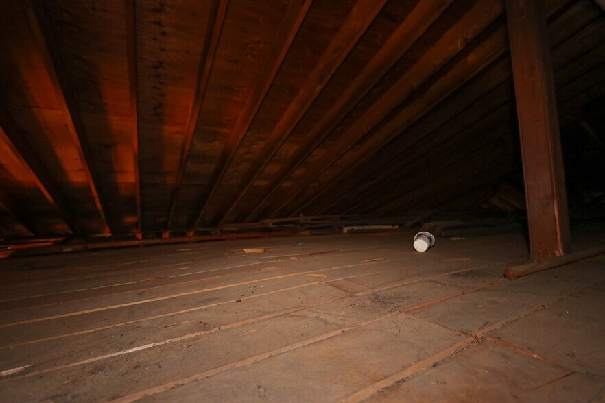 More Photos Of 657 Red Lion Rd, Huntingdon Valley Office Residential For Sale