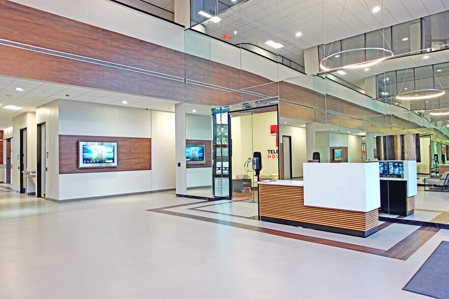 More Photos Of 1235 North Loop W, Houston Office For Lease