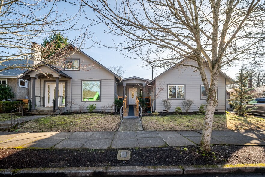 More Photos Of 3552 SE 65th Ave, Portland Skilled Nursing Facility For Sale