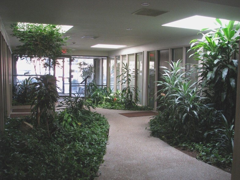 More Photos Of 1023 EXECUTIVE PARKWAY Dr, Saint Louis Office For Sale