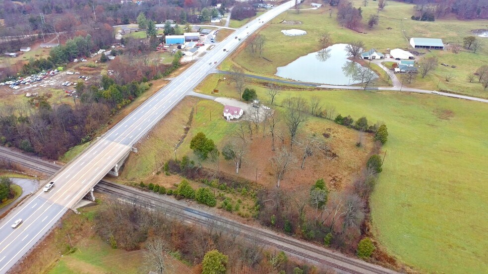 More Photos Of 2714 Brandenburg Rd, Brandenburg Office For Lease