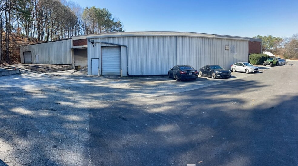 More Photos Of 6354 Warren Dr, Norcross Distribution For Sale