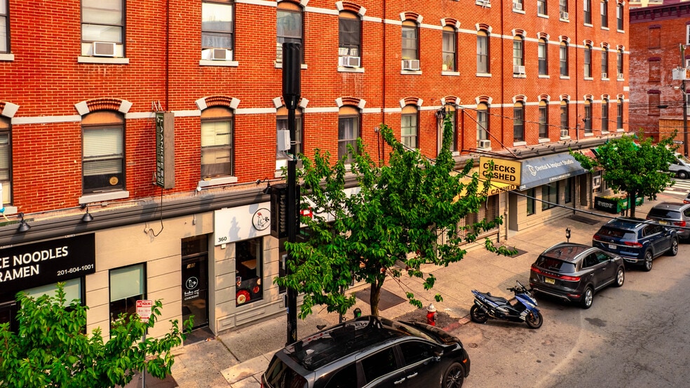 More Photos Of 358 Grove St, Jersey City Storefront Retail Residential For Lease