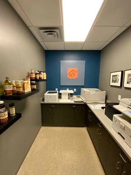 More Photos Of 3436-3500 Granite Cir, Toledo Medical For Sale