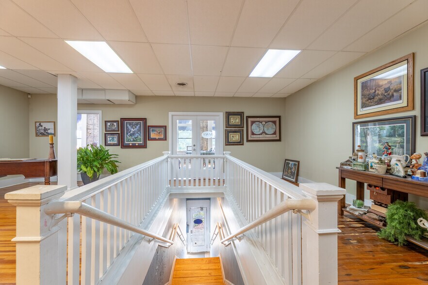 More Photos Of 546 Broad St, Gadsden Storefront Retail Office For Sale