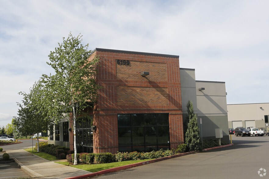 More Photos Of 6199 NW Casper Pl, Hillsboro Unknown For Lease