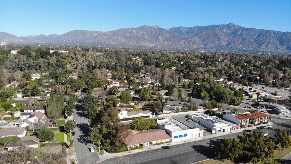 More Photos Of 2065-2095 Huntington Dr, San Marino Office For Sale