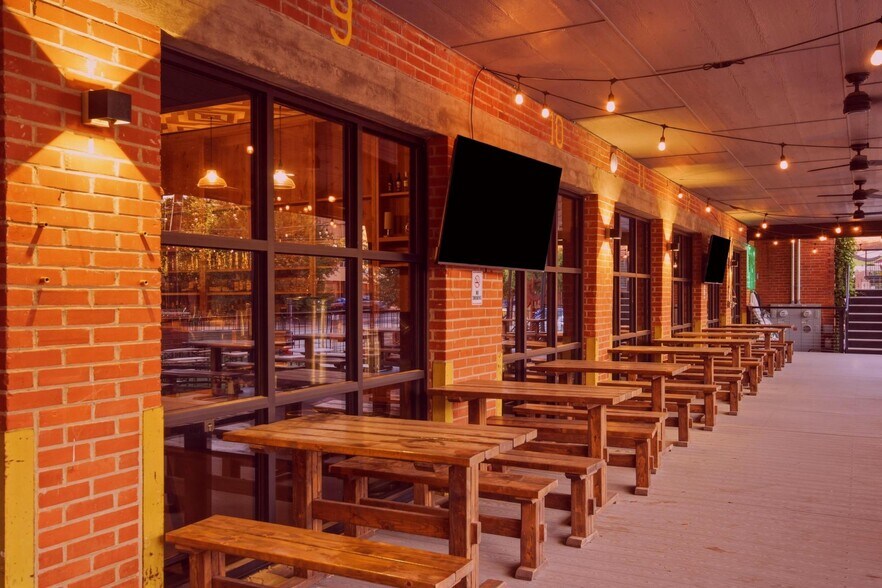 More Photos Of 806 S 2nd St, Abilene Light Distribution For Lease