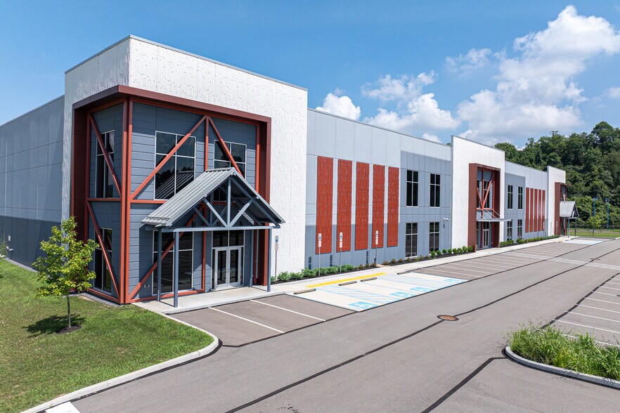 Primary Photo Of 150 E Shore Dr, Rankin Flex For Sale