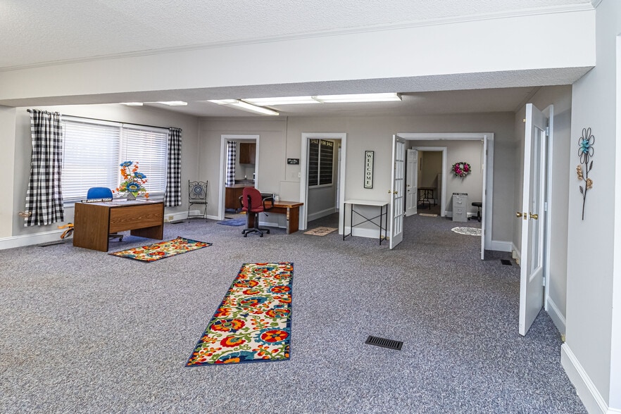 More Photos Of 1505 E Ash St, Goldsboro Office For Sale