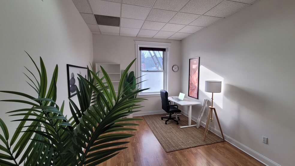 More Photos Of 316 F St NE, Washington Office For Lease