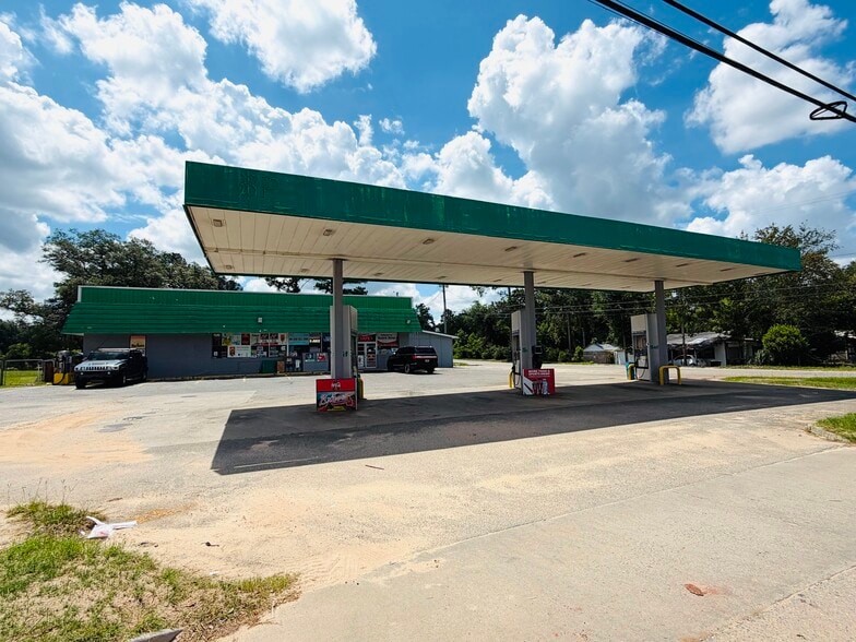 More Photos Of 1656 US Highway 221 N, Douglas Convenience Store For Sale