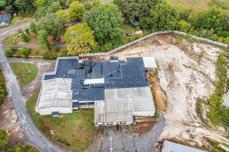 More Photos Of 7110 Highway 190, Dresden Industrial For Sale