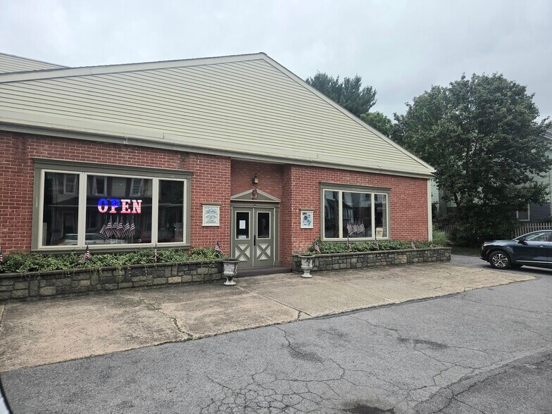Primary Photo Of 101 Locust St, Milton Coworking Space