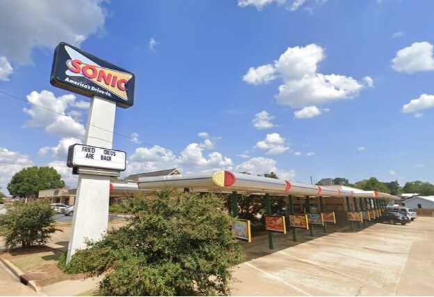 More Photos Of 1583 US Highway 19 S, Leesburg Fast Food For Sale