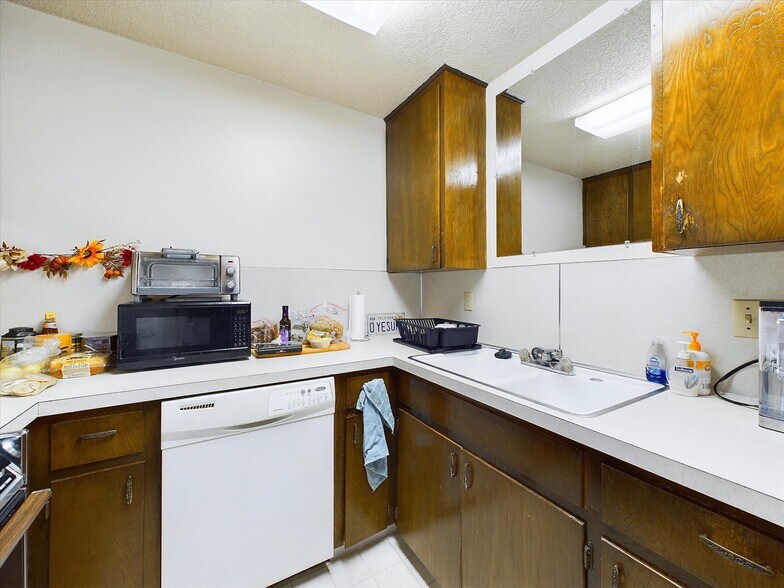 More Photos Of 3002-3016 Smith Ln, Fortuna Apartments For Sale