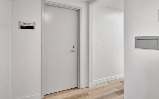 More Photos Of 8943-8951 Complex Dr, San Diego Office For Sale