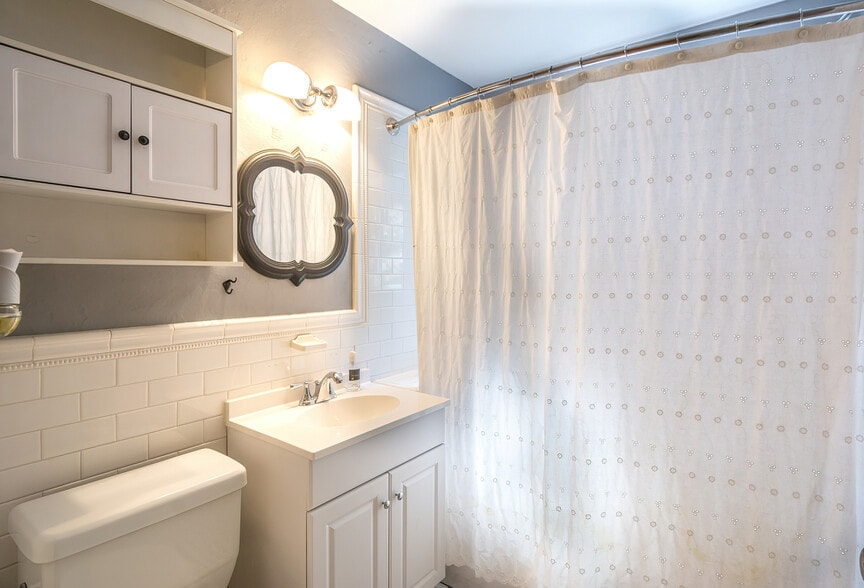 More Photos Of 627 Sudderth Dr, Ruidoso Hotel For Sale