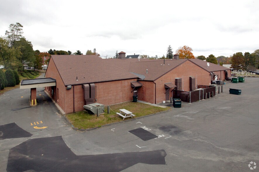 More Photos Of 8 S Main St, Terryville Unknown For Lease